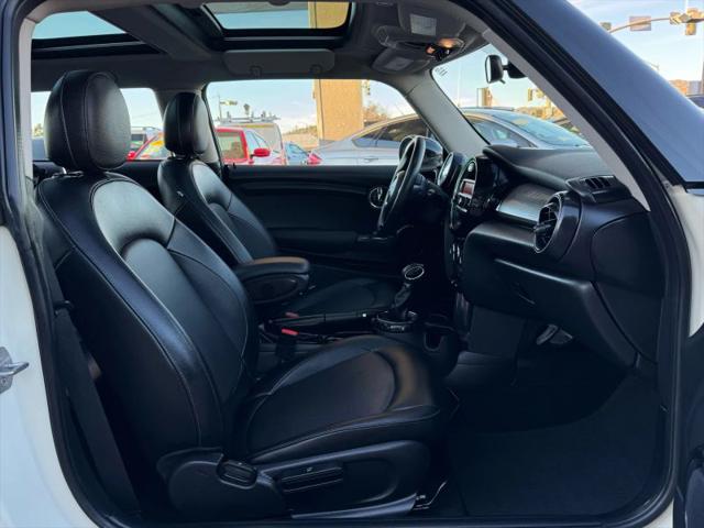 2015 MINI Hardtop Cooper