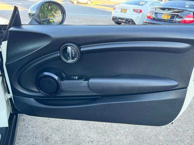 2015 MINI Hardtop Cooper