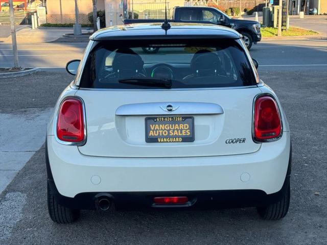 2015 MINI Hardtop Cooper