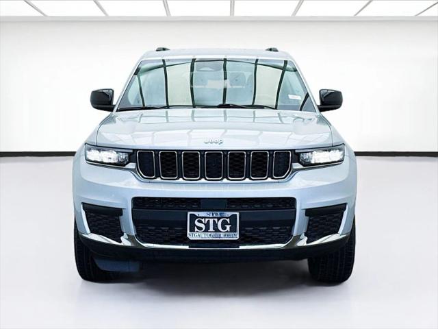 2022 Jeep Grand Cherokee L Laredo 4x2