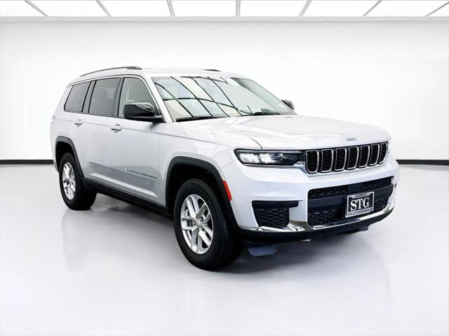 2022 Jeep Grand Cherokee L Laredo 4x2