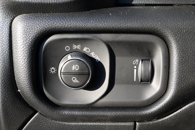 2026 Ram 3500 Tradesman Crew Cab 4x4 8 Box