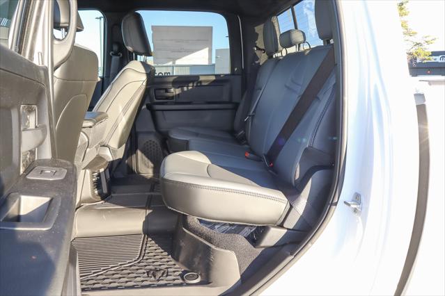 2026 Ram 3500 Tradesman Crew Cab 4x4 8 Box