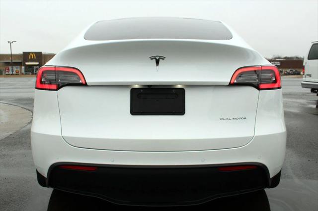2022 Tesla Model Y Long Range Dual Motor All-Wheel Drive
