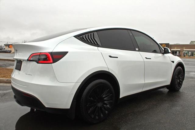 2022 Tesla Model Y Long Range Dual Motor All-Wheel Drive