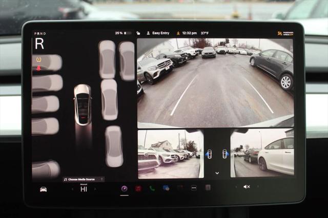 2022 Tesla Model Y Long Range Dual Motor All-Wheel Drive