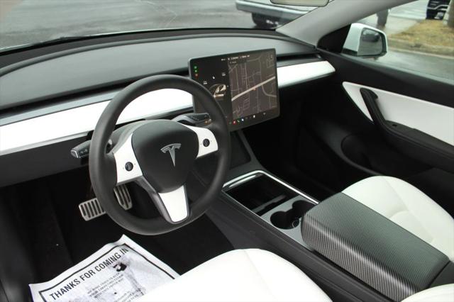 2022 Tesla Model Y Long Range Dual Motor All-Wheel Drive