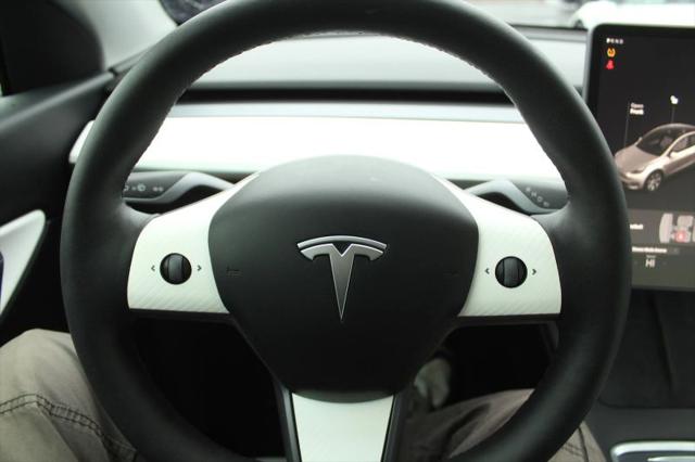 2022 Tesla Model Y Long Range Dual Motor All-Wheel Drive