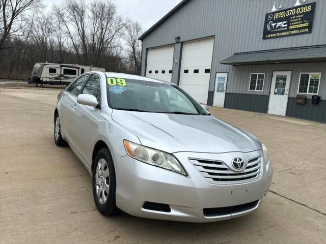 2009 Toyota Camry LE for sale in Kankakee, IL