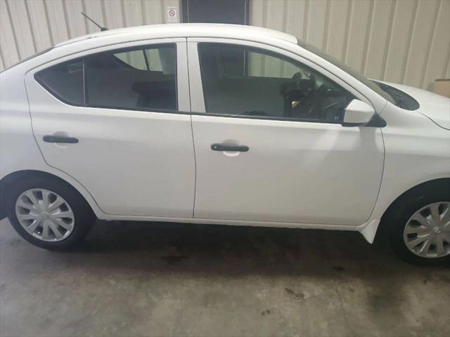 2017 Nissan Versa 1.6 S+