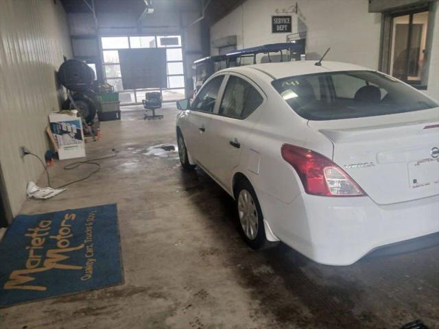 2017 Nissan Versa 1.6 S+