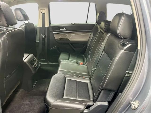 2022 Volkswagen Atlas 3.6L V6 SEL R-Line