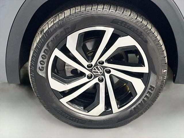 2022 Volkswagen Atlas 3.6L V6 SEL R-Line