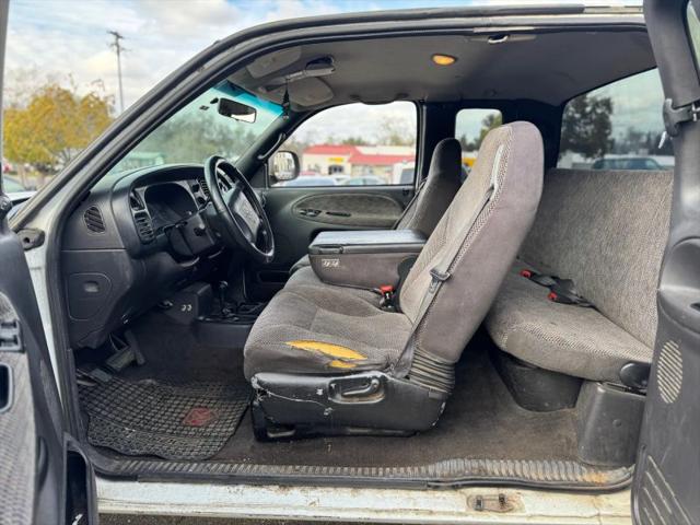 1999 Dodge Ram 2500 Base