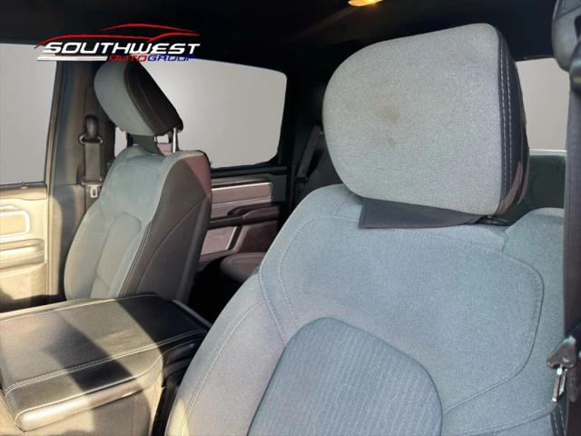 2022 Ram 1500 Big Horn Crew Cab 4x4 5'7" Box