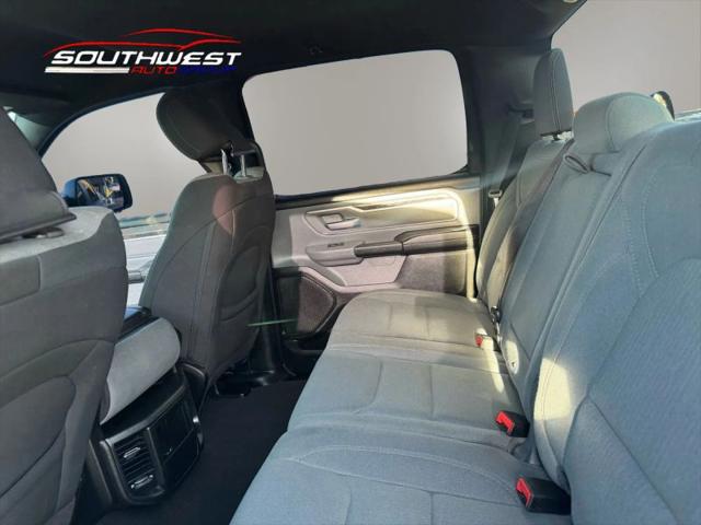 2022 Ram 1500 Big Horn Crew Cab 4x4 5'7" Box