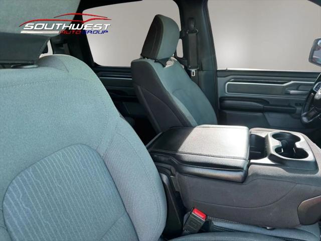 2022 Ram 1500 Big Horn Crew Cab 4x4 5'7" Box