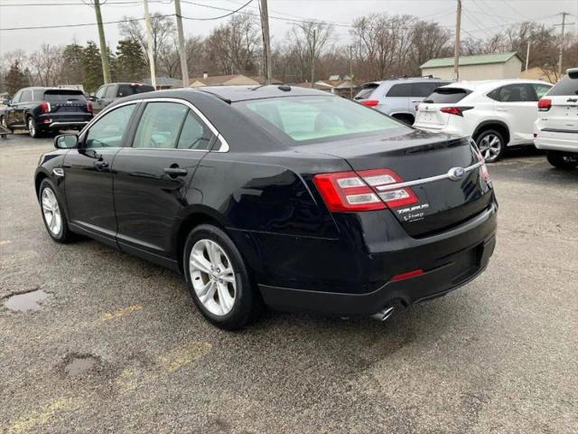2018 Ford Taurus SE