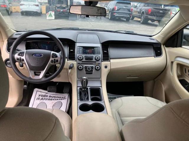 2018 Ford Taurus SE