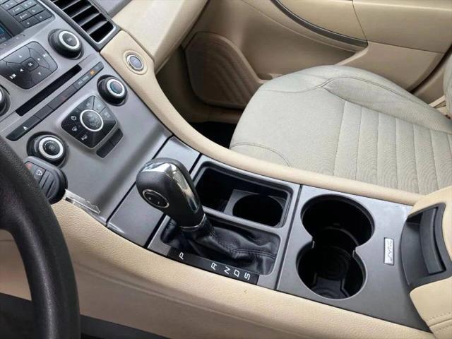 2018 Ford Taurus SE