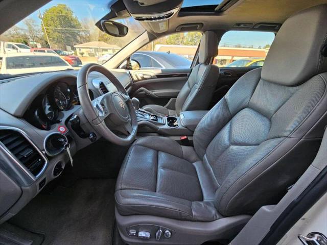2012 Porsche Cayenne Base