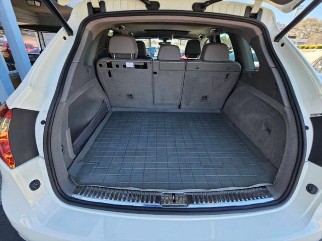 2012 Porsche Cayenne Base