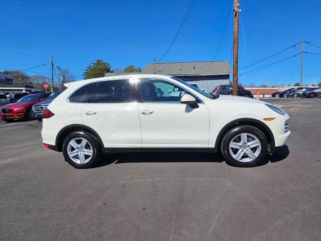 2012 Porsche Cayenne Base