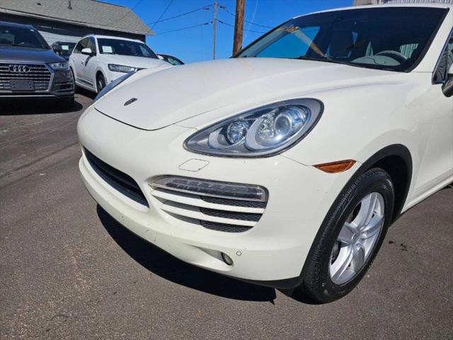 2012 Porsche Cayenne Base