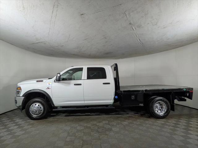 2026 RAM Ram 3500 Chassis Cab RAM 3500 TRADESMAN CREW CAB CHASSIS 4X4 60 CA