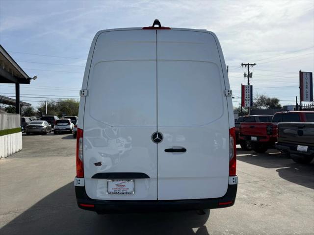 2021 Mercedes-Benz Sprinter 2500 High Roof I4