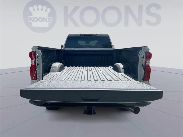 2026 Chevrolet Silverado 2500HD Crew Cab, Long Bed, Custom, 4WD