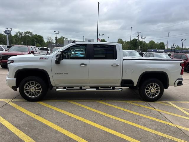 2025 Chevrolet Silverado 2500HD 4WD Crew Cab Standard Bed LT