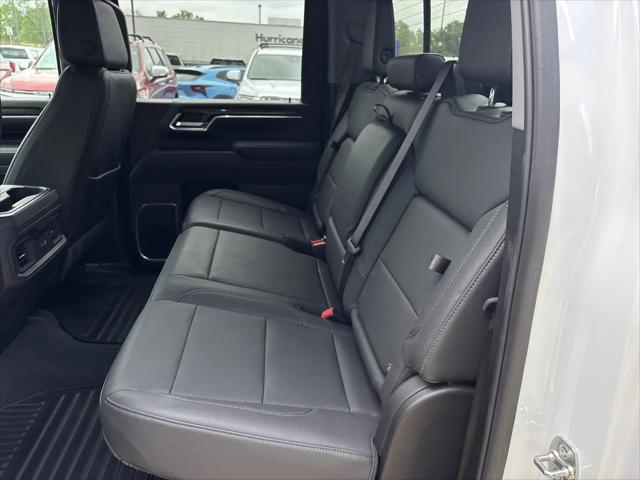 2025 Chevrolet Silverado 2500HD 4WD Crew Cab Standard Bed LT