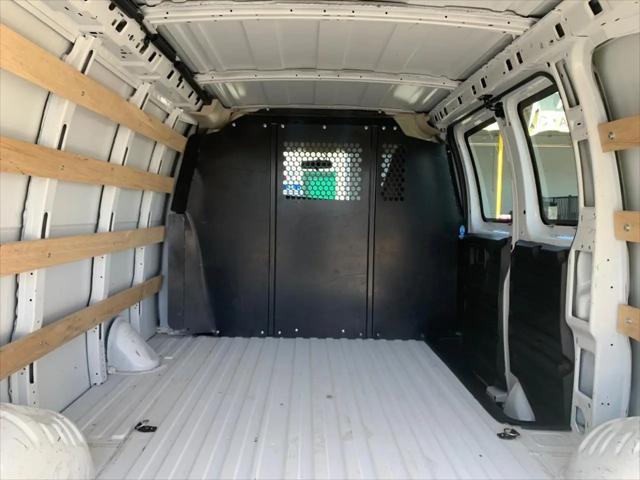 2024 GMC Savana Cargo RWD 2500 Regular Wheelbase Work Van