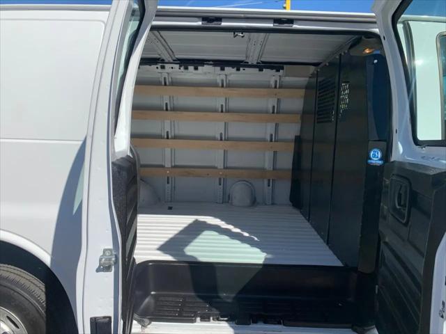 2024 GMC Savana Cargo RWD 2500 Regular Wheelbase Work Van