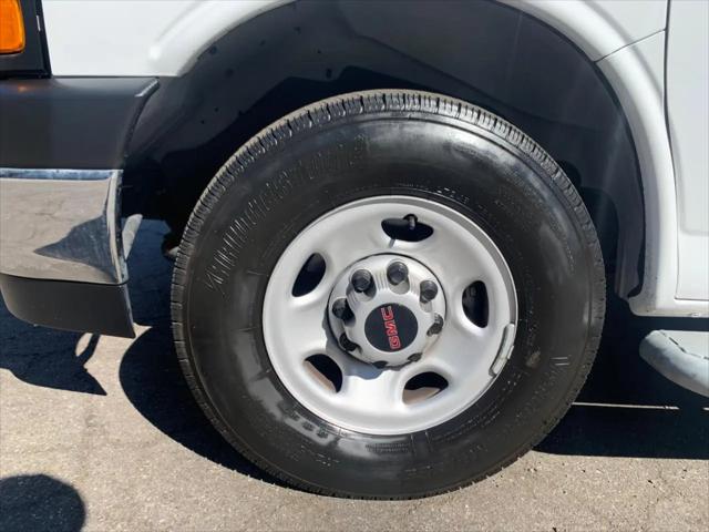 2024 GMC Savana Cargo RWD 2500 Regular Wheelbase Work Van