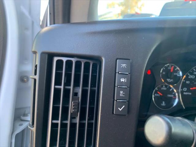 2024 GMC Savana Cargo RWD 2500 Regular Wheelbase Work Van