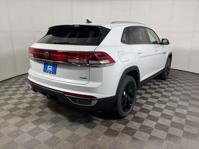2026 Volkswagen Atlas Cross Sport SE with Technology