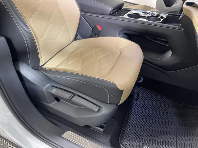 2026 Volkswagen Atlas Cross Sport SE with Technology