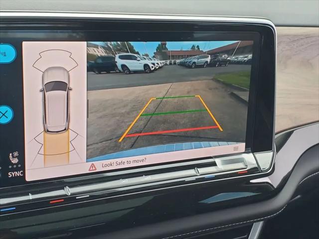2026 Volkswagen Atlas SE with Technology