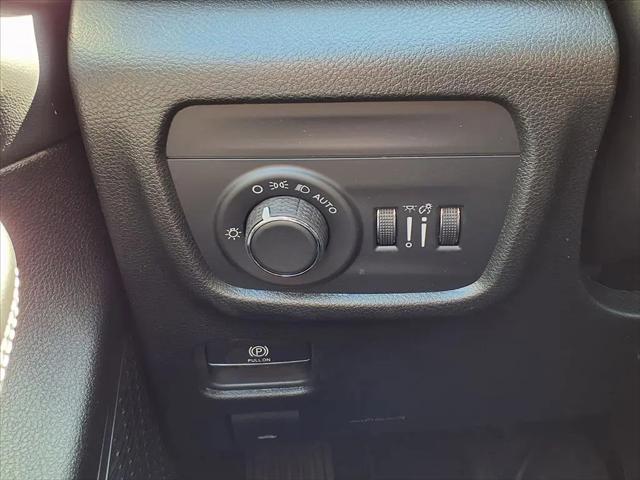 2026 Jeep Grand Cherokee Altitude 4x2
