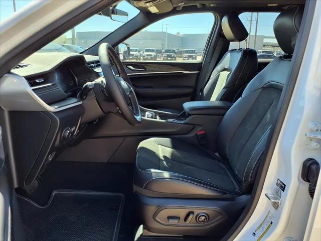 2026 Jeep Grand Cherokee Altitude 4x2