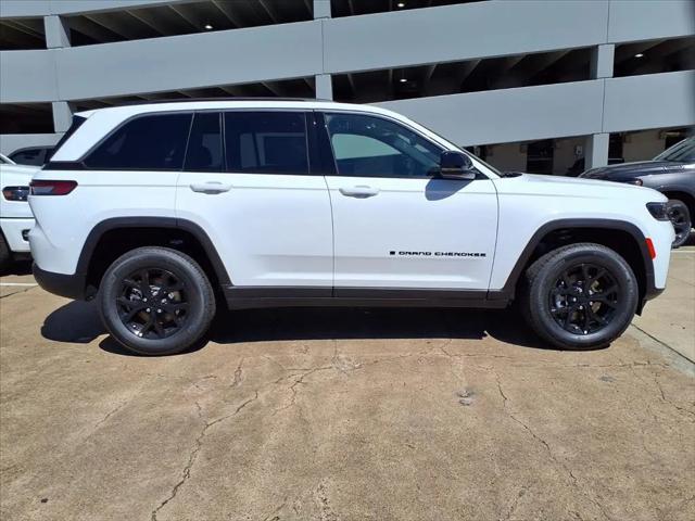 2026 Jeep Grand Cherokee Altitude 4x2