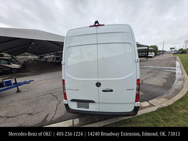 2026 Mercedes-Benz Sprinter 2500 Standard Roof 4-Cyl Diesel HO