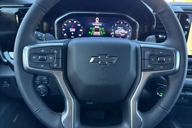 2026 Chevrolet Silverado 1500 4WD Crew Cab Standard Bed RST