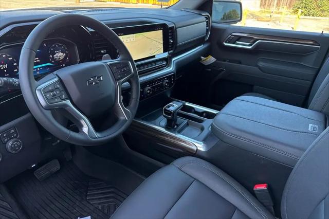 2026 Chevrolet Silverado 1500 4WD Crew Cab Standard Bed RST