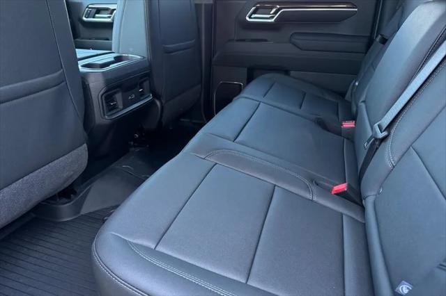 2026 Chevrolet Silverado 1500 4WD Crew Cab Standard Bed RST