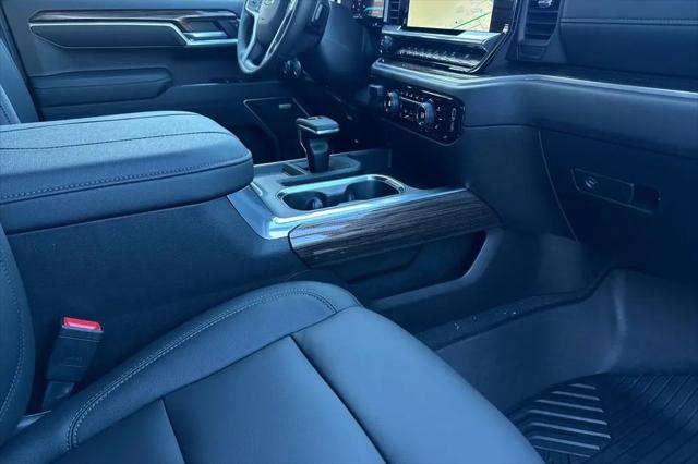 2026 Chevrolet Silverado 1500 4WD Crew Cab Standard Bed RST