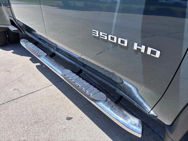 2026 Chevrolet Silverado 3500HD Crew Cab, Long Bed, LT Dual Rear Wheel, RWD