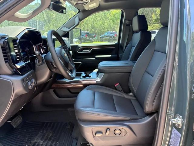 2026 Chevrolet Silverado 3500HD Crew Cab, Long Bed, LT Dual Rear Wheel, RWD